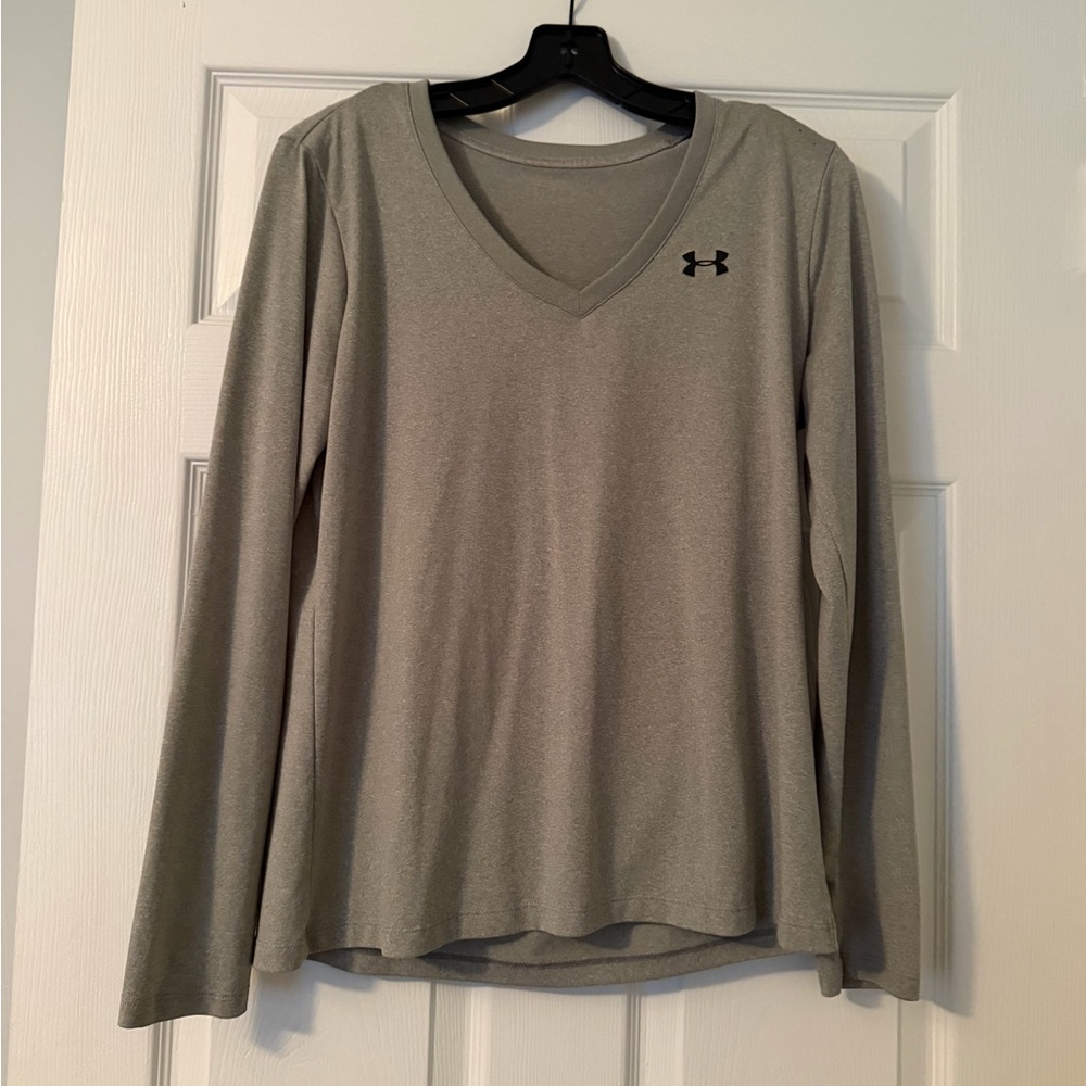 Under Armour Women's Long Sleeve V-Neck Top - Gray